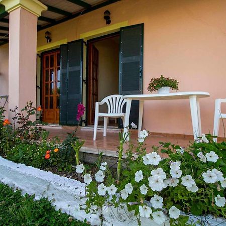 Tzoras‌ ‌Apartments‌ ‌Roda‌ ‌Corfu‌ Litheres Екстер'єр фото