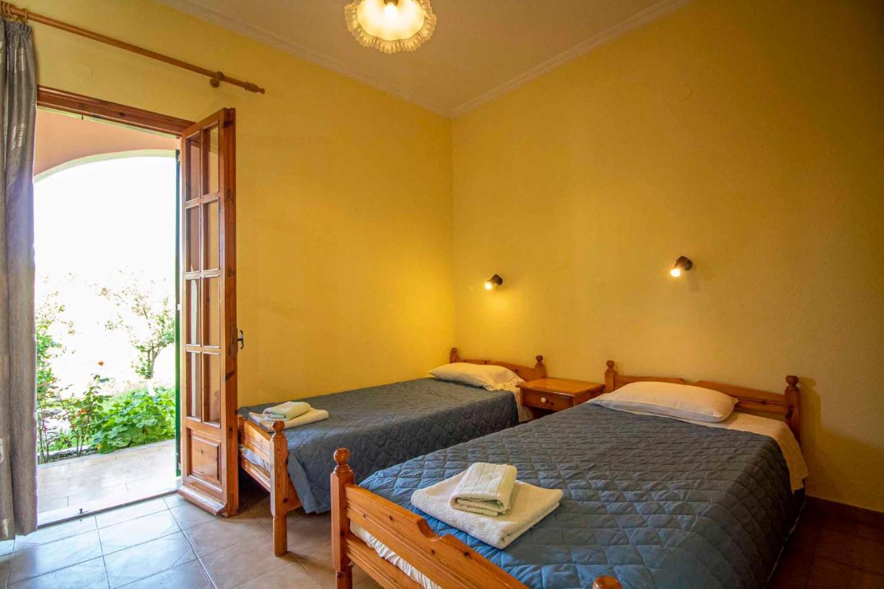 Tzoras‌ ‌Apartments‌ ‌Roda‌ ‌Corfu‌ Litheres Екстер'єр фото