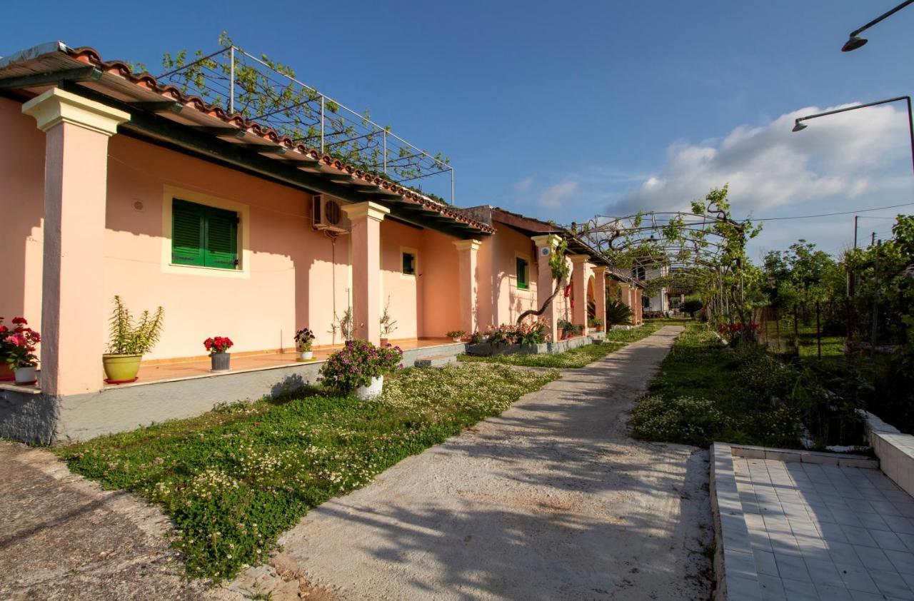 Tzoras‌ ‌Apartments‌ ‌Roda‌ ‌Corfu‌ Litheres Екстер'єр фото