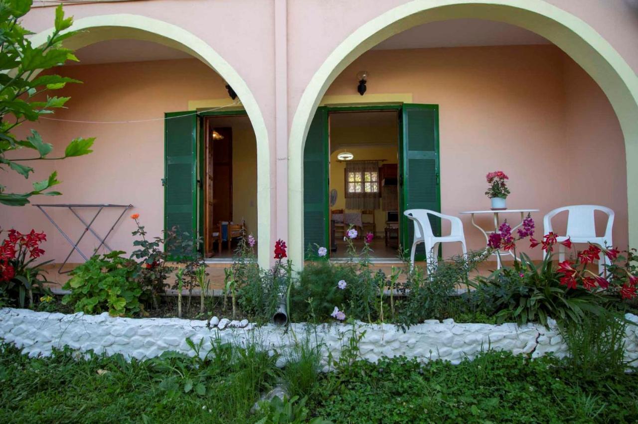 Tzoras‌ ‌Apartments‌ ‌Roda‌ ‌Corfu‌ Litheres Екстер'єр фото